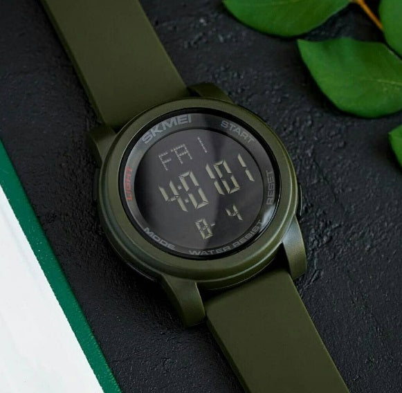 Reloj digital Azul, pantalla con iluminacion nocturna en verde, cronometor, alarma, calendario